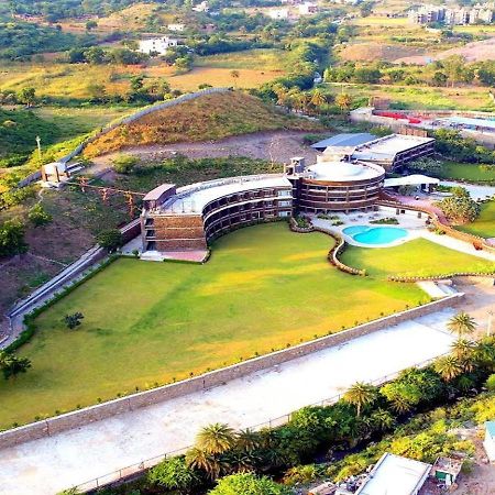 Seasons Park Resort Udaipur Exterior photo