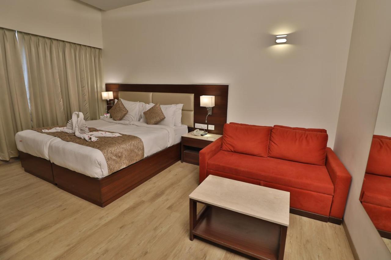Seasons Park Resort Udaipur Exterior photo
